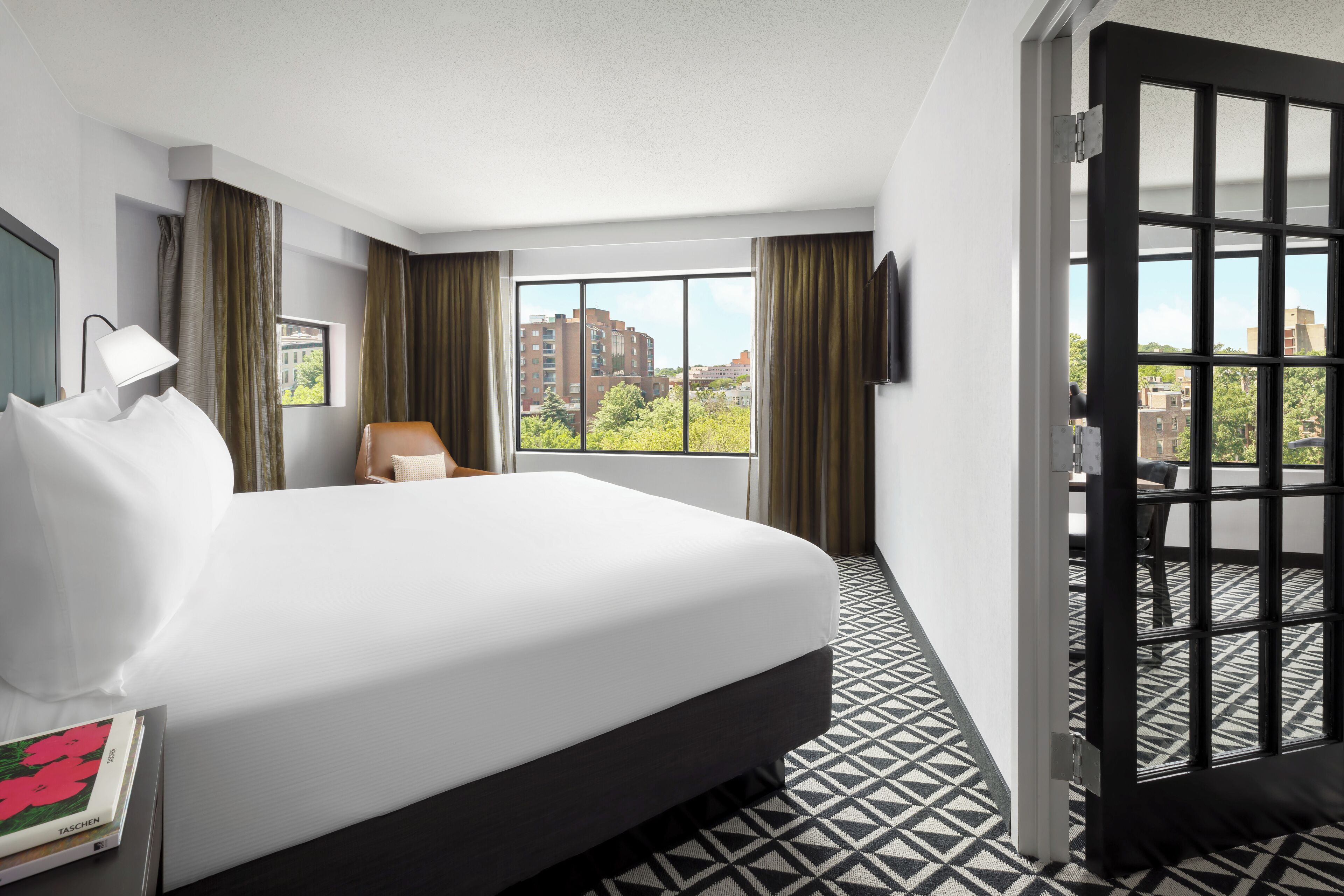 individually furnished, free wifi, bed sheets