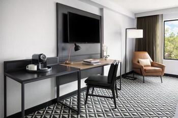 Individually furnished, free WiFi, bed sheets at The Arcadian Hotel