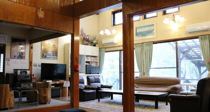 Heart Land Hills Weathercock house