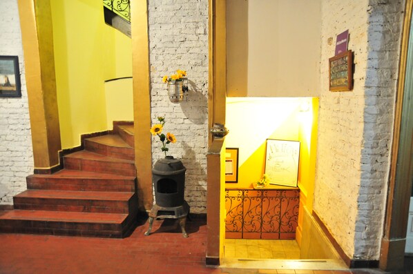 Interior - Mystic Inn - Hostel (Buenos Aires)