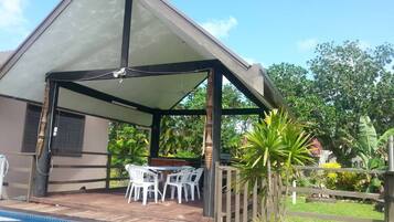 Outdoor pool, sun loungers