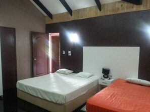 Deluxe Villa | 4 bedrooms, blackout drapes, iron/ironing board, free rollaway beds - Marrs Villa (Pacific Harbour)