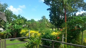 Biệt thự Deluxe | Hiên