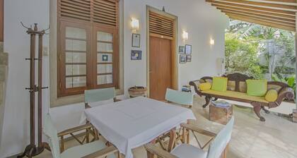 The Little Townhouse