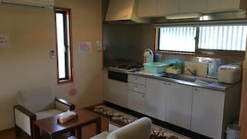 海の和風造りの家 | 専用簡易キッチン