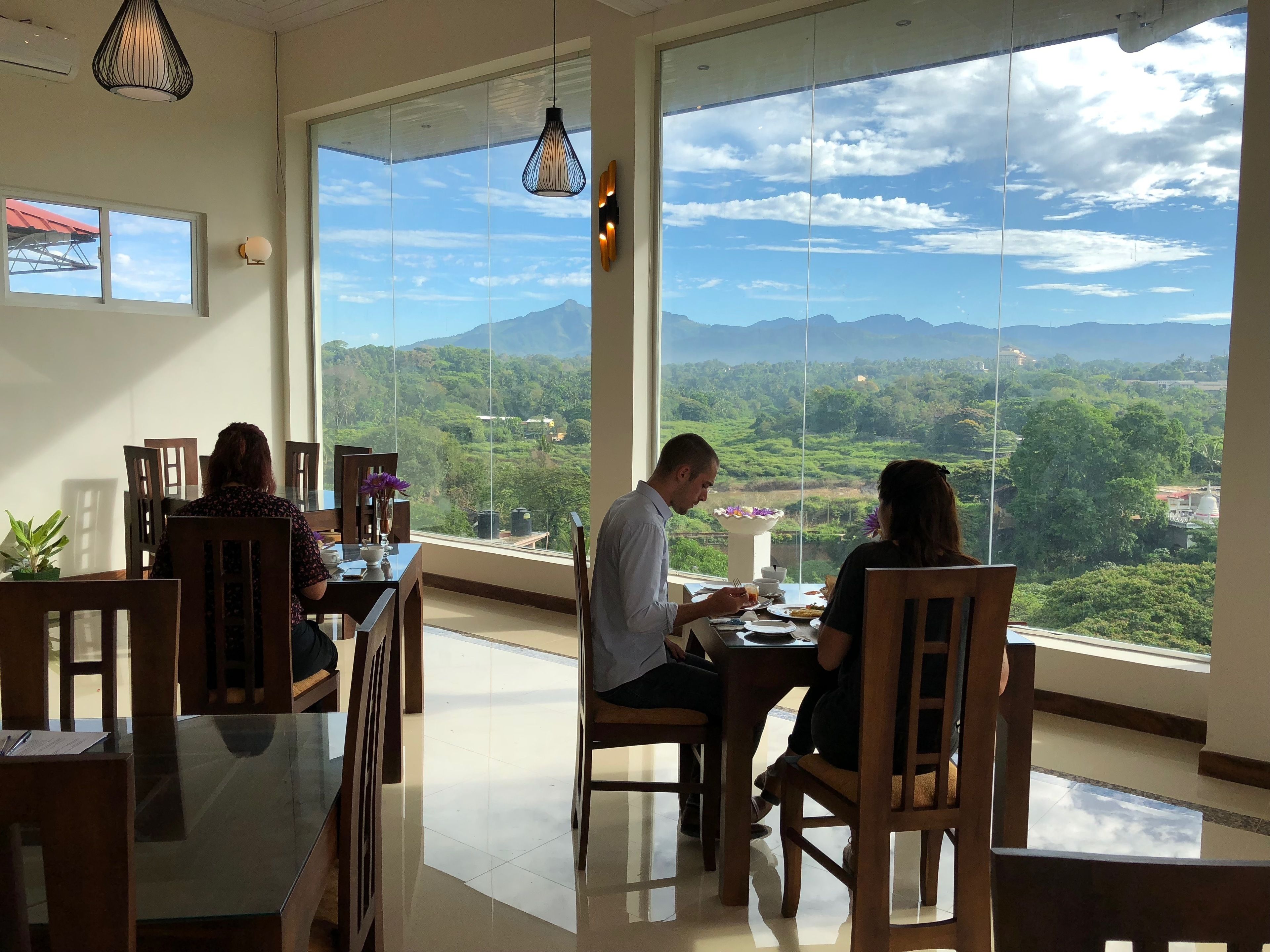 Breakfast, lunch, dinner served; local and international cuisine 