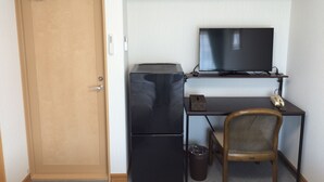 Private Vacation Home | Room amenity - Family Hotel Good Day (Shika)