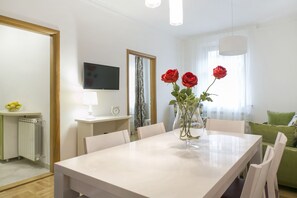 Premium bedding, Select Comfort beds, individually decorated