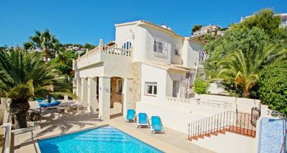 Casa del Campo - huvila merinäköalalla ja oma uima-allas Moraira