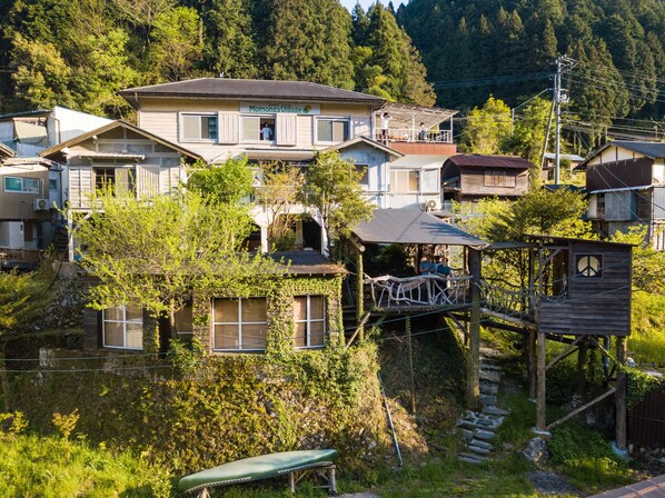 Fachada da propriedade