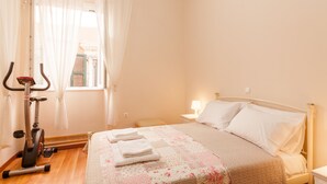 Room - Kantouni Bizi Myranthis Apartment (Corfu)
