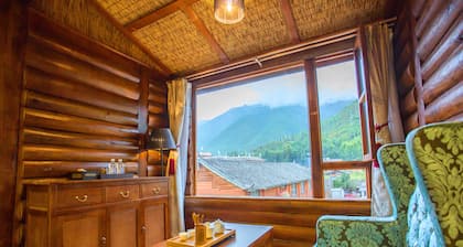 Lugu Lake Love Inn