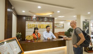 Reception - Sapa Land Hotel (Sa Pa)