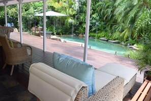 Outdoor pool - South Pacific Bed & Breakfast (Clifton Beach)