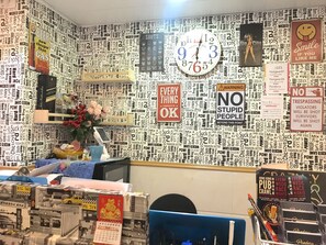 Reception - Pandora Inn (Kowloon)