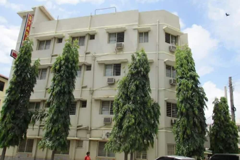 Stadium Holiday Inn Mombasa