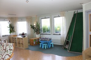 Children’s play area – indoor
