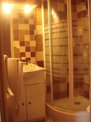 Regadera en el baño