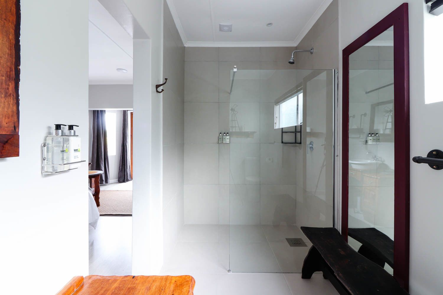 Bathroom shower