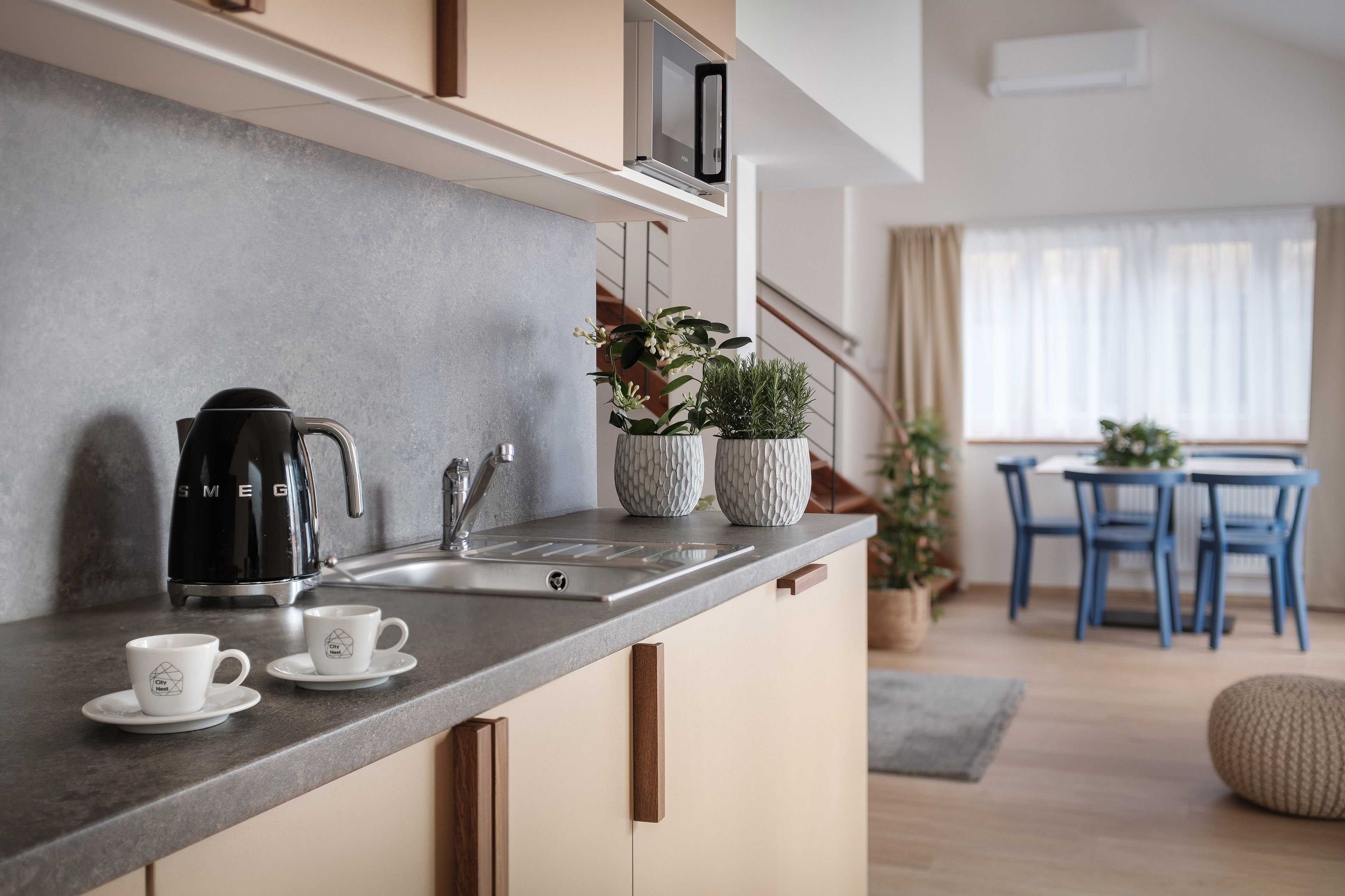 アパートメント 2 ベッドルーム 禁煙 | 専用キッチン | 冷蔵庫、電子レンジ、コンロ、コーヒー / ティーメーカー