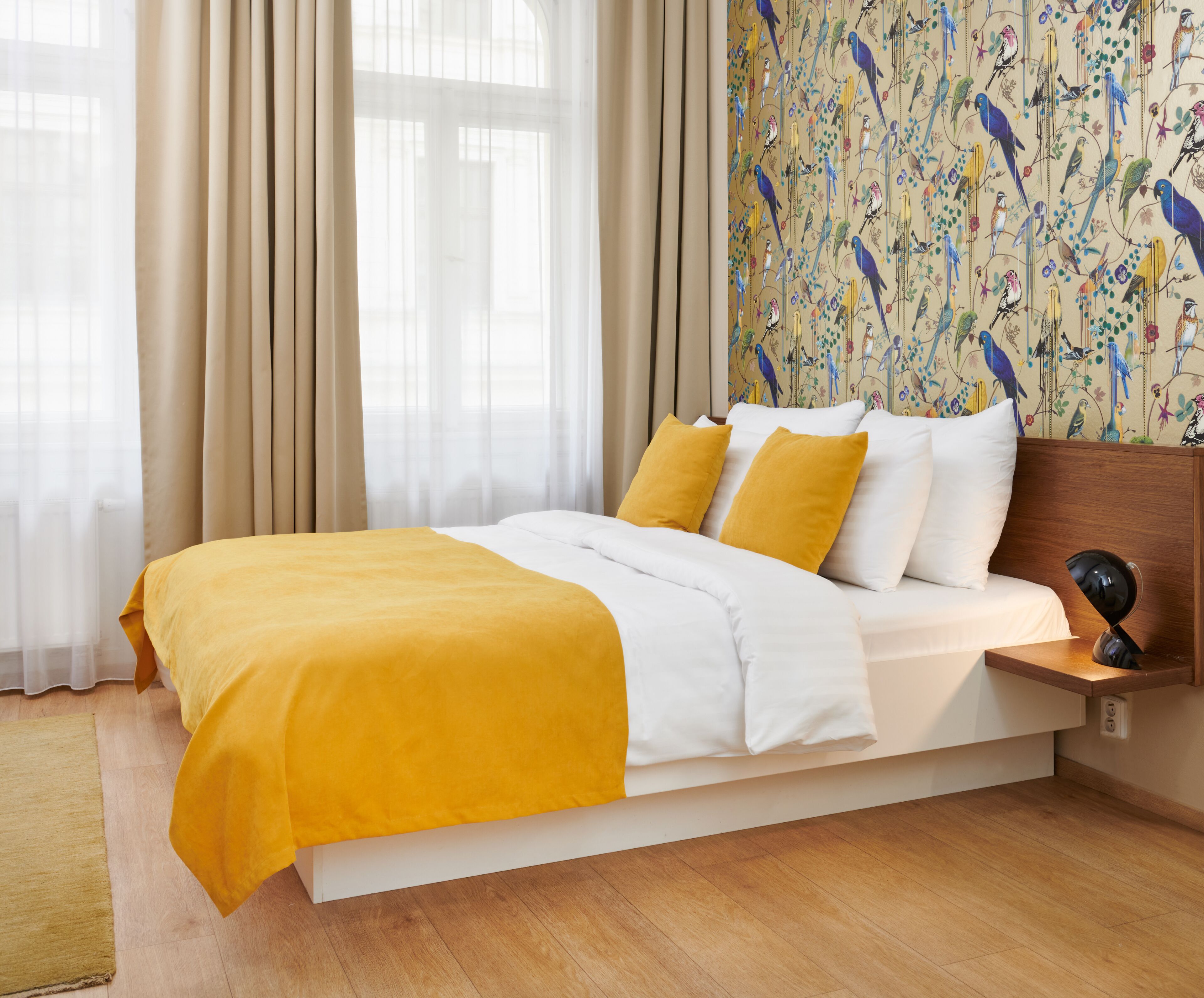 Estudio, para no fumadores | Ropa de cama de alta calidad y caja de seguridad en la habitación 