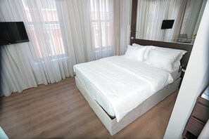 Deluxe Triple Room, 1 Bedroom, Non Smoking - Ferman Pera (Istanbul)