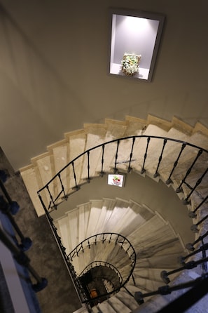 Staircase - Ferman Pera (Istanbul)