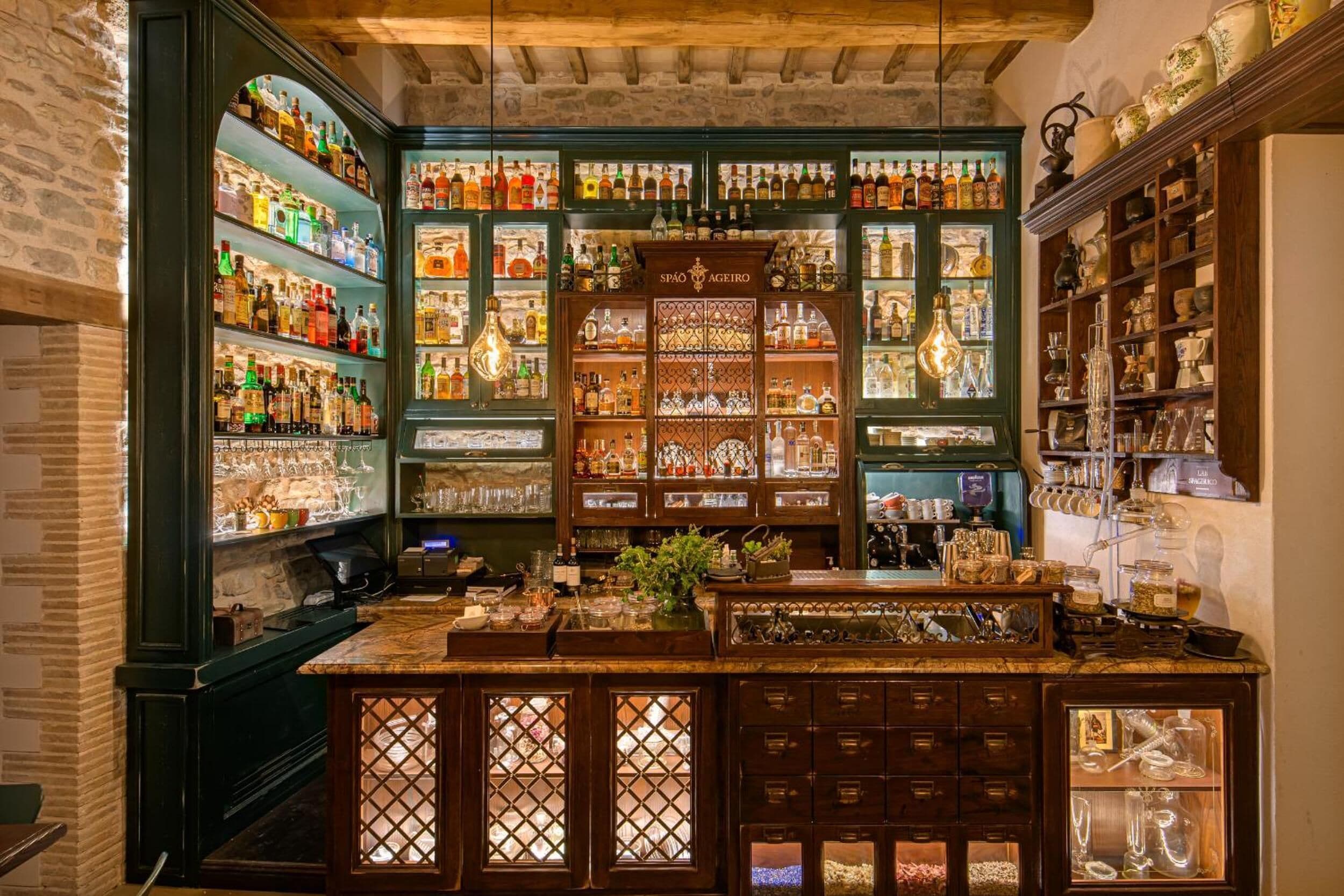 Bar (en la propiedad)