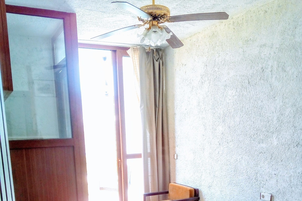 Basic Double Room, 1 Bedroom, Balcony