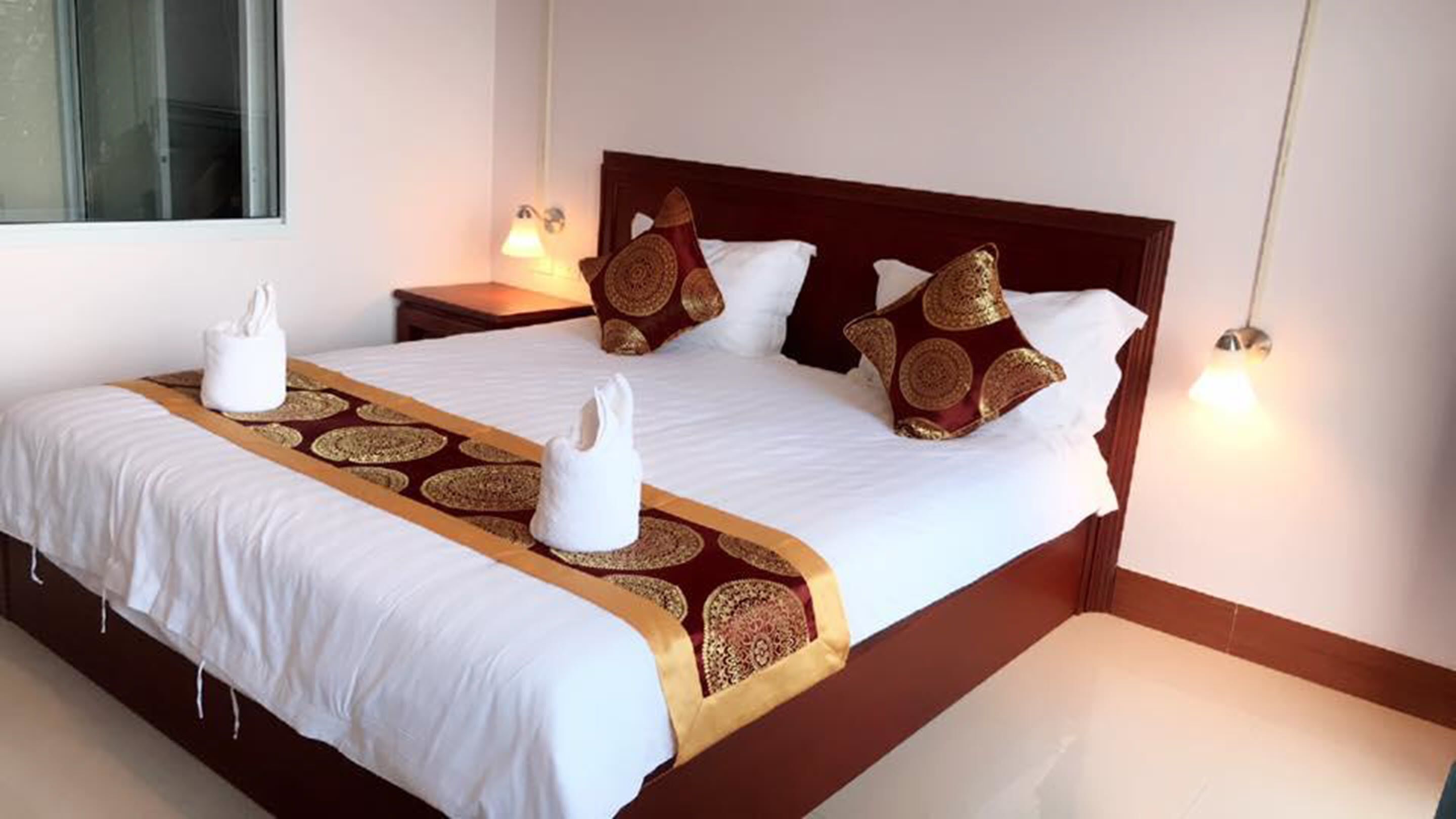 In-room safe, free WiFi