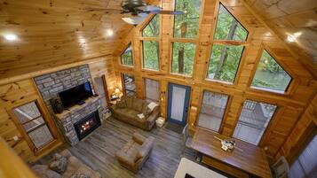 智能电视、壁炉