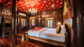 Traditional Thai House River View | Artículos del minibar gratis y decoración personalizada