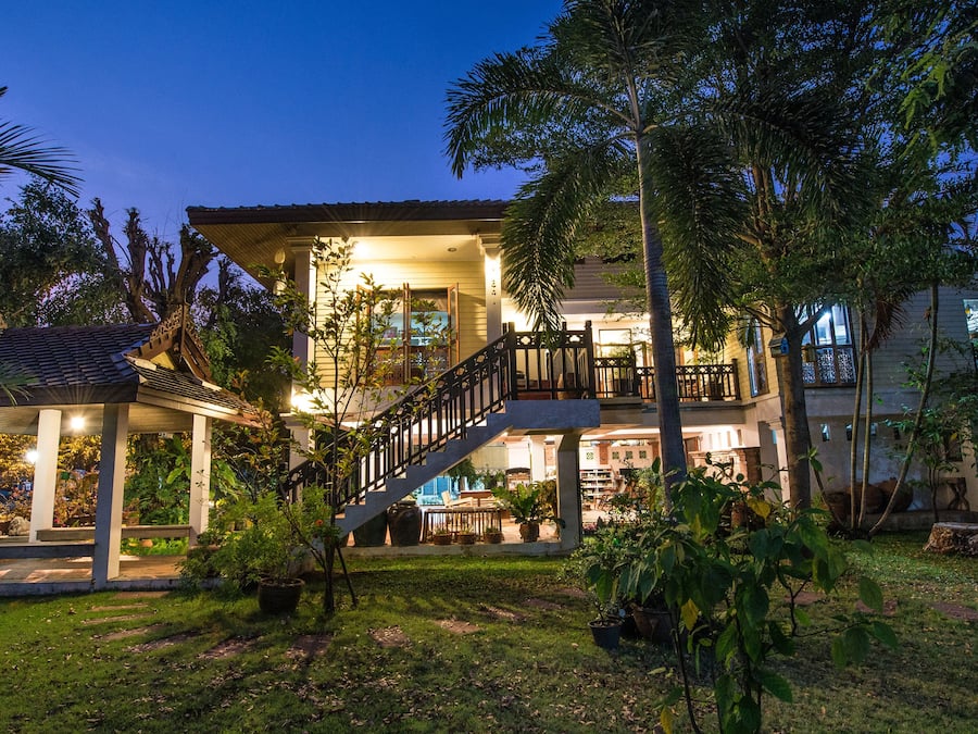 Double Room, Garden View | Free minibar items, individually decorated, individually furnished, desk