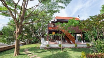 Traditional Thai House River View | Exterior