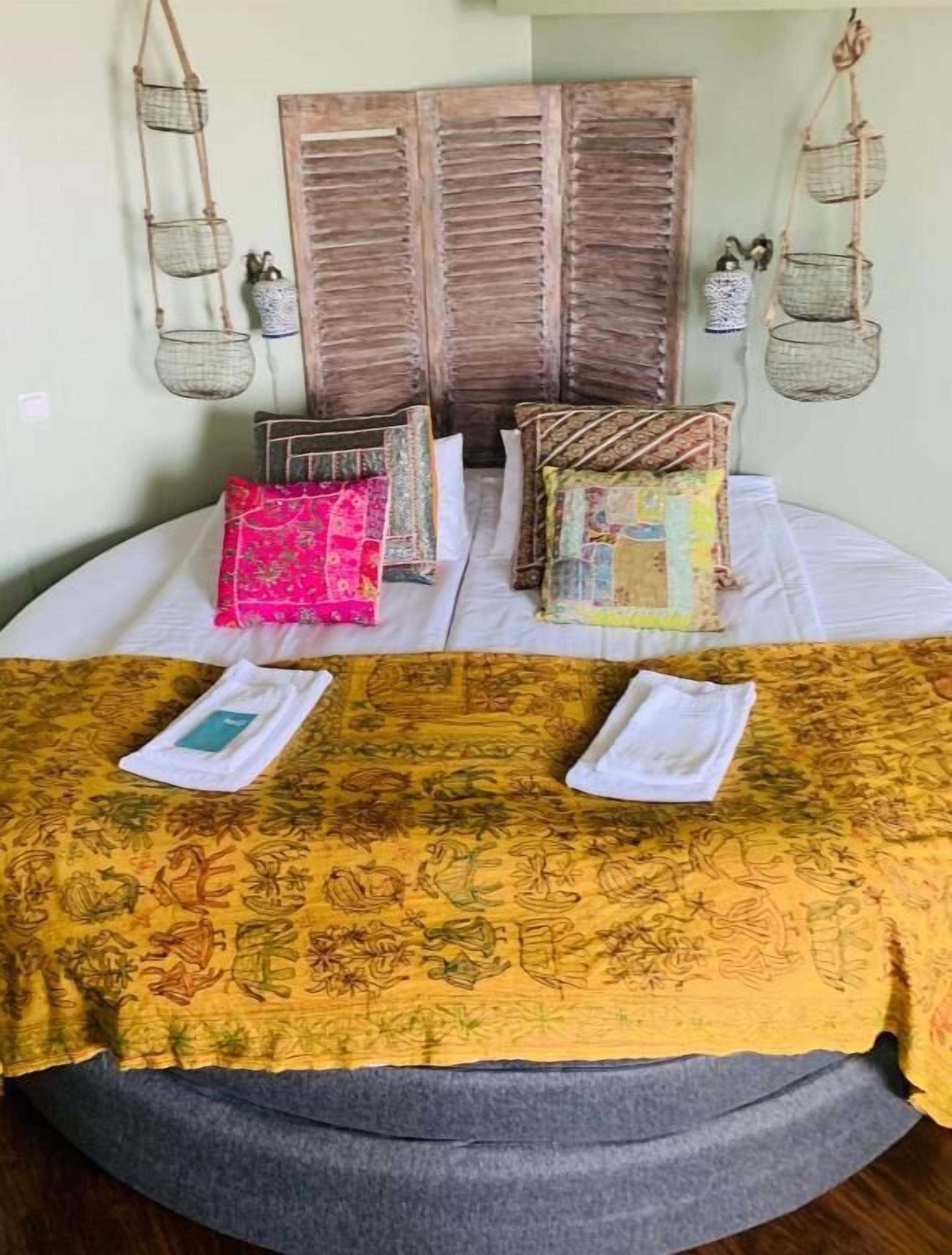 double room (terrace) | free wifi, bed sheets