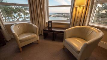 Superior Double Room with Sea View | Hypo-allergenic bedding, desk, iron/ironing board, free WiFi