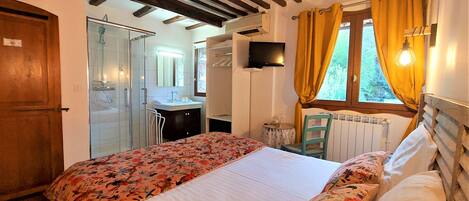 Geraniums Double Room