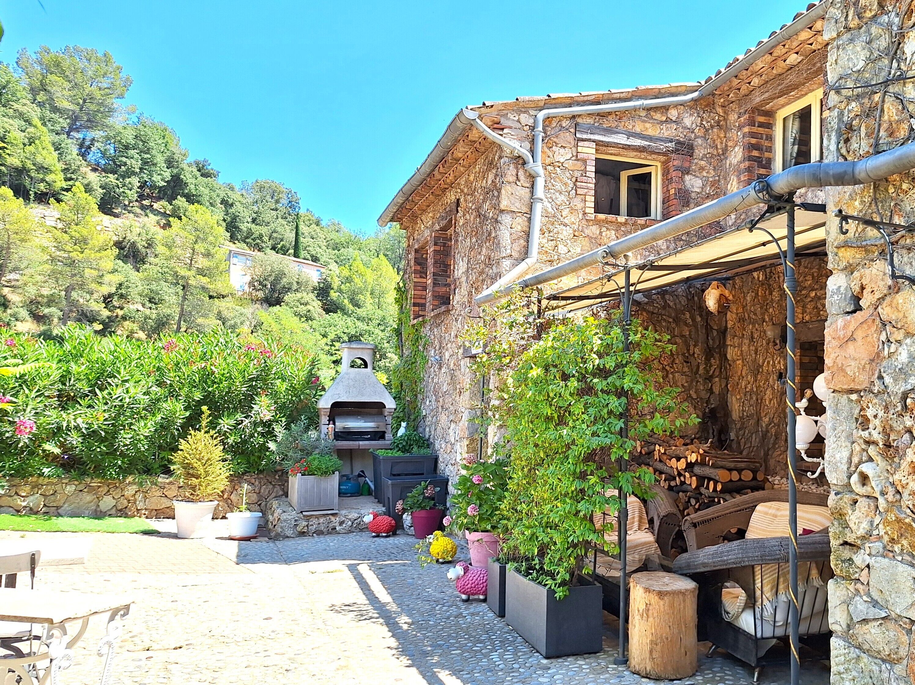 ロビー応接スペース