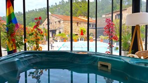 Exterior detail - La Bergerie du Moulin (Taradeau)