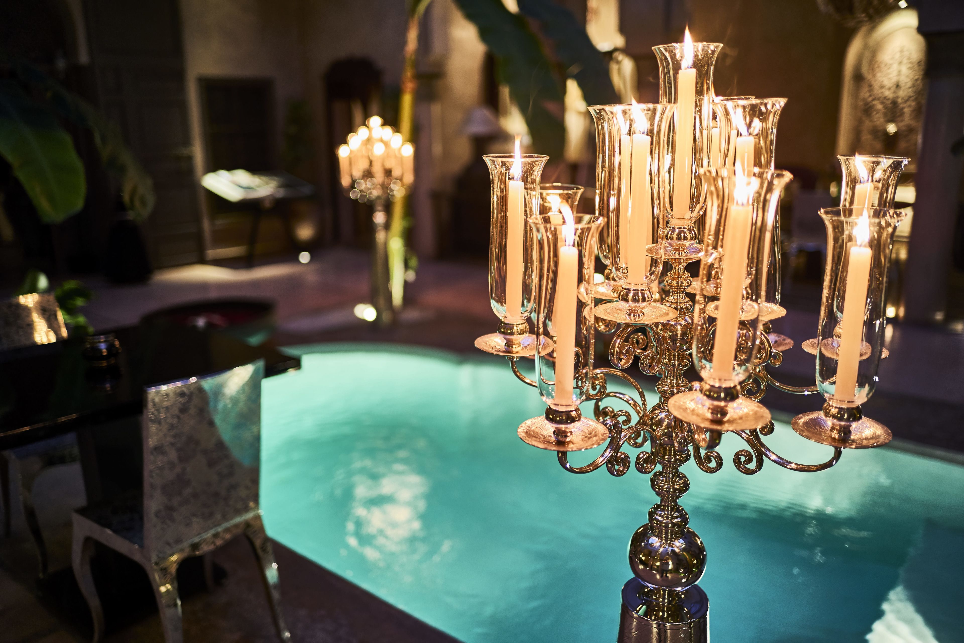 2 piscinas al aire libre, sillones reclinables de piscina