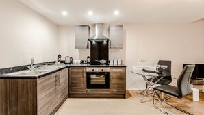 Unclassified image, 2 of 35, button - Infinity Apartments Metropolitan House 2 (Manchester)