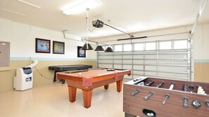 Family Townhome, Hot Tub, Garden Area | Game room