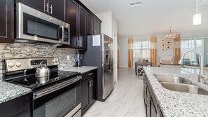 Family Townhome, Private Pool, Garden Area | Shared kitchen
