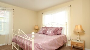 Family Townhome, Private Pool, Garden Area | 5 bedrooms, laptop workspace, iron/ironing board, bed sheets - Grhbch3057 - Paradise Palms Resort - 5 Bed 4 Baths Townhouse (Kissimmee)