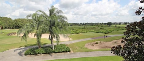 Condo familiar, cocina, en el área del jardín | Golf