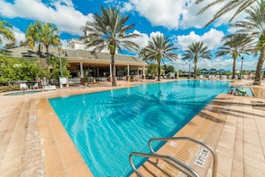 8 outdoor pools, pool umbrellas, sun loungers