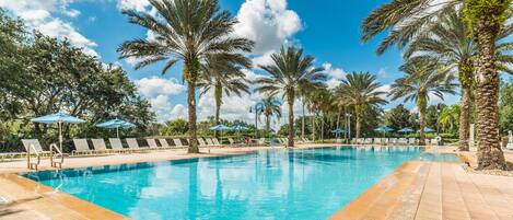 8 outdoor pools, pool umbrellas, sun loungers
