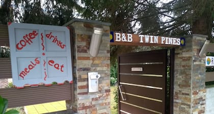 B&B TWIN PINES PILGRIMS ROOMS