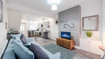 Premium Townhome, Multiple Beds, Non Smoking | Living area | TV