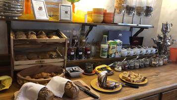 Daily buffet breakfast (EUR 15 per person)
